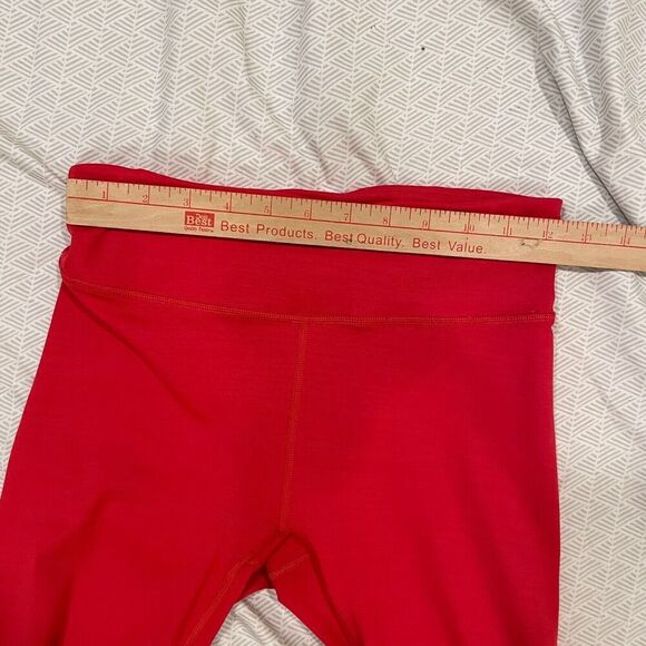 Outdoor Voices Women's Move Free (TechSweat) 7/8 Leggings in Scarlet Size S - Picture 5 of 8